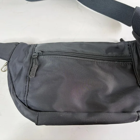 Foldie Gray Unisex Crossbody Bag RFID Safe NWT - Picture 2 of 5